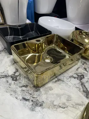 England Gold Wash Hand Basin Top Table