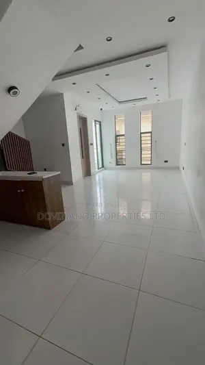 2bdrm Apartment in Ologolo for sale