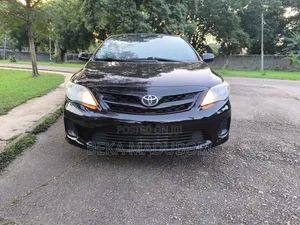 Toyota Corolla LE 4dr Sedan (1.8L 4cyl 4A) 2011 Black