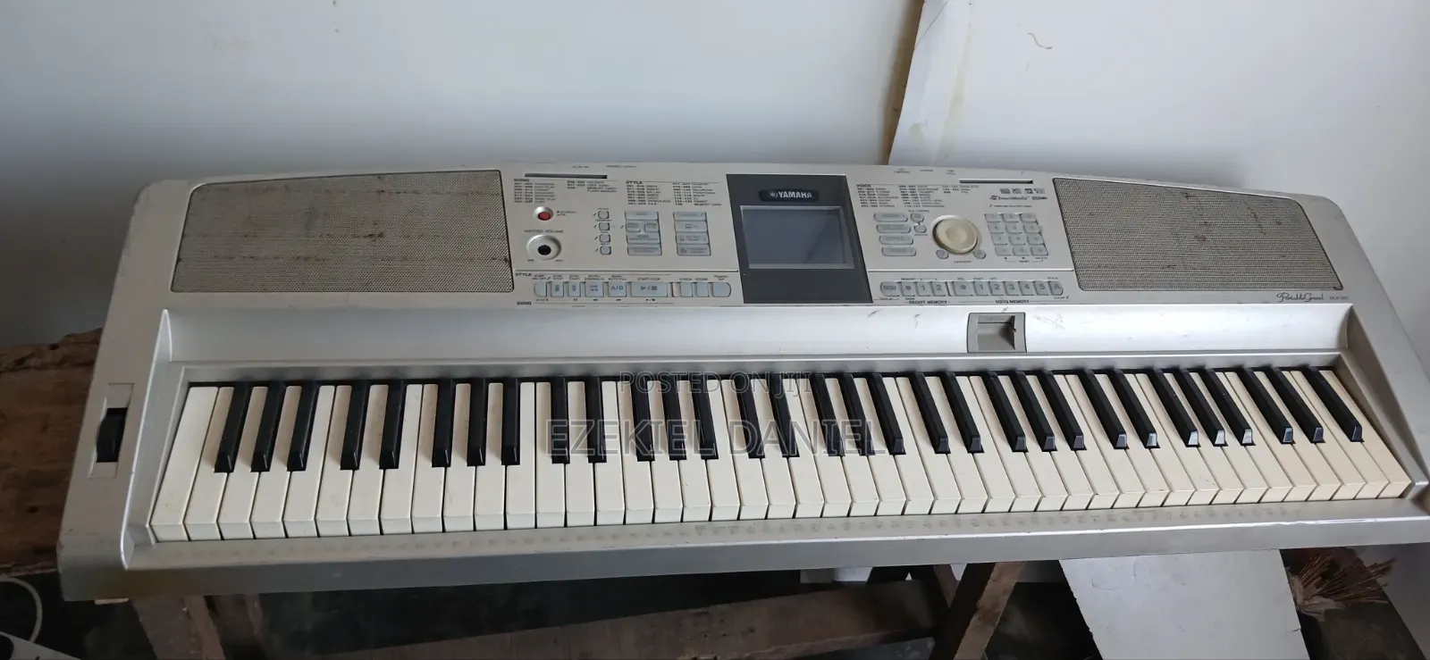 Instrumental Keyboard