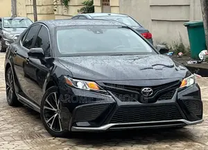 Toyota Camry 2018 Black