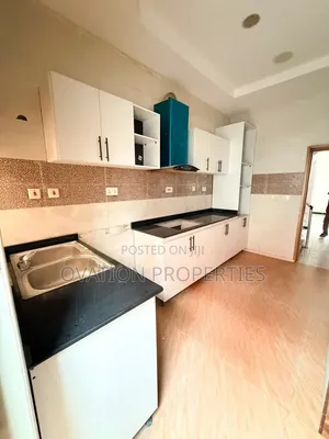 Mini Flat in Orchid Rd, Agungi for rent