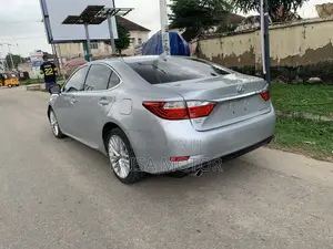 Lexus ES 350 FWD 2015 Silver