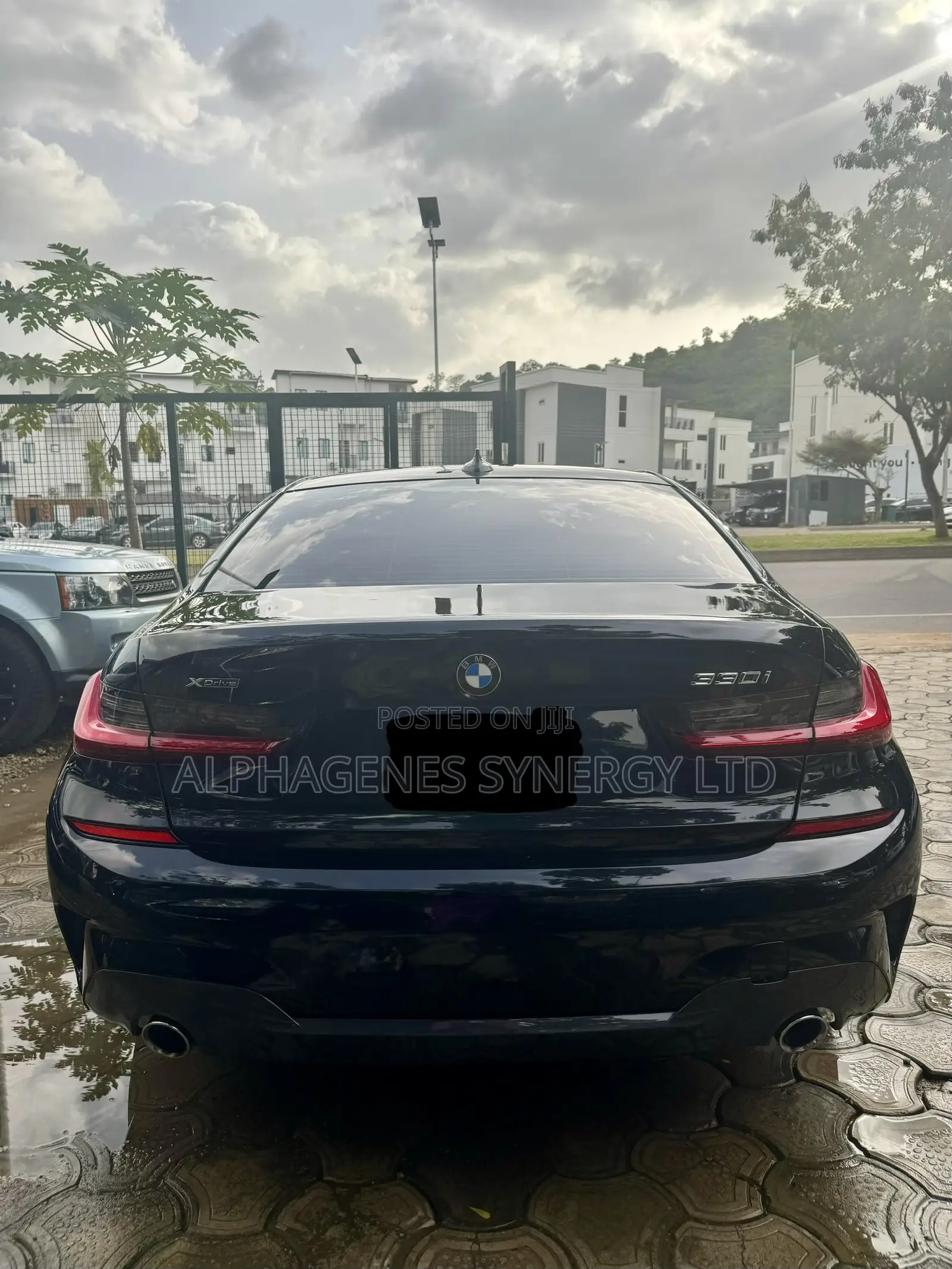 BMW 330i 2019 Black