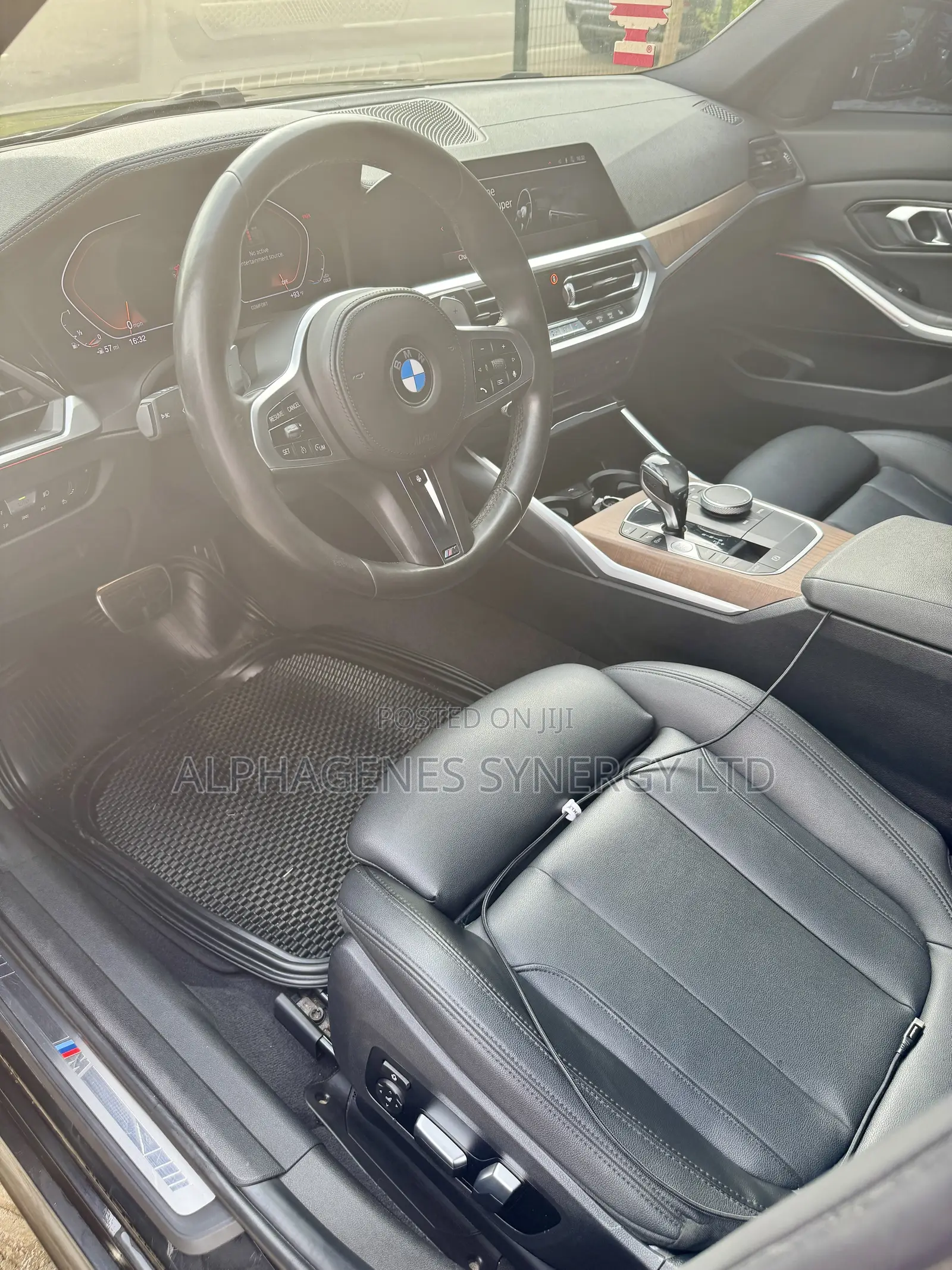 BMW 330i 2019 Black