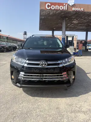 Toyota Highlander XLE 4dr SUV AWD (3.5L 6cyl 6A) 2014 Black