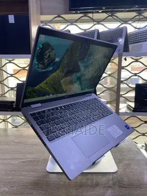 Laptop Dell Precision 3560 16GB Intel Core i7 SSD 512GB