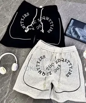 Unisex Short