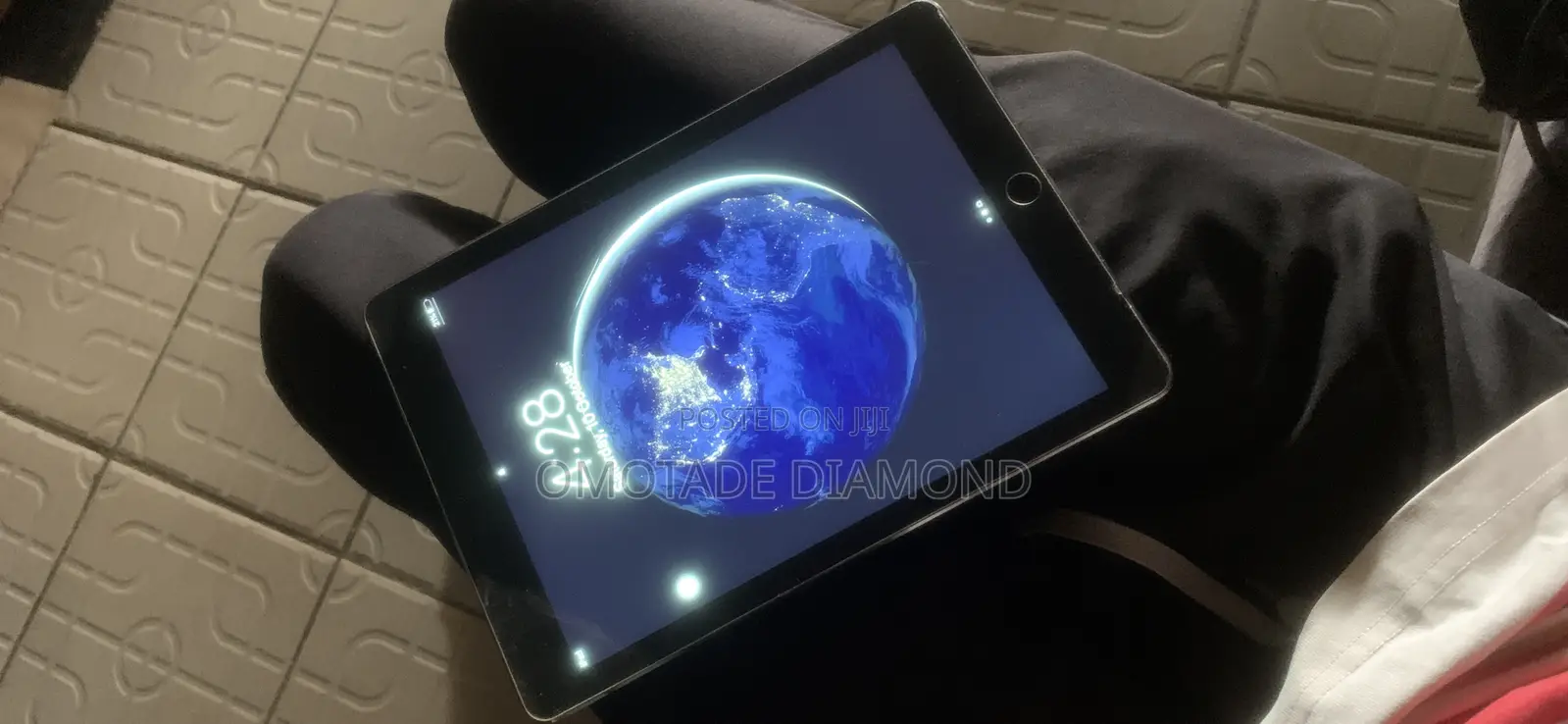Apple iPad Air 16 GB Gray