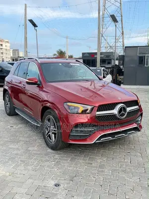 Mercedes-Benz GLE-Class 2018 Red