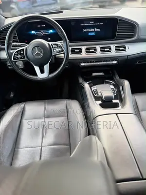 Mercedes-Benz GLE-Class 2018 Red