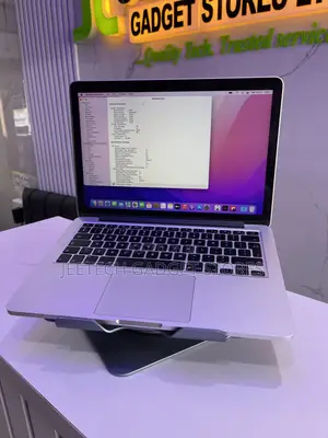 Laptop Apple MacBook Pro 2015 8GB Intel Core i5 SSD 256GB