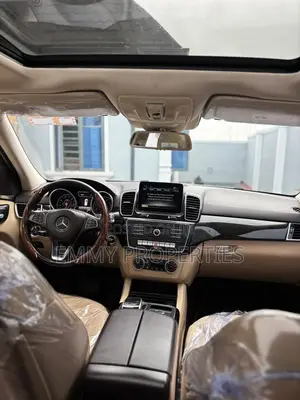 Mercedes-Benz GLE-Class 2018 White