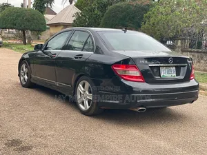 Mercedes-Benz C300 2011 Black