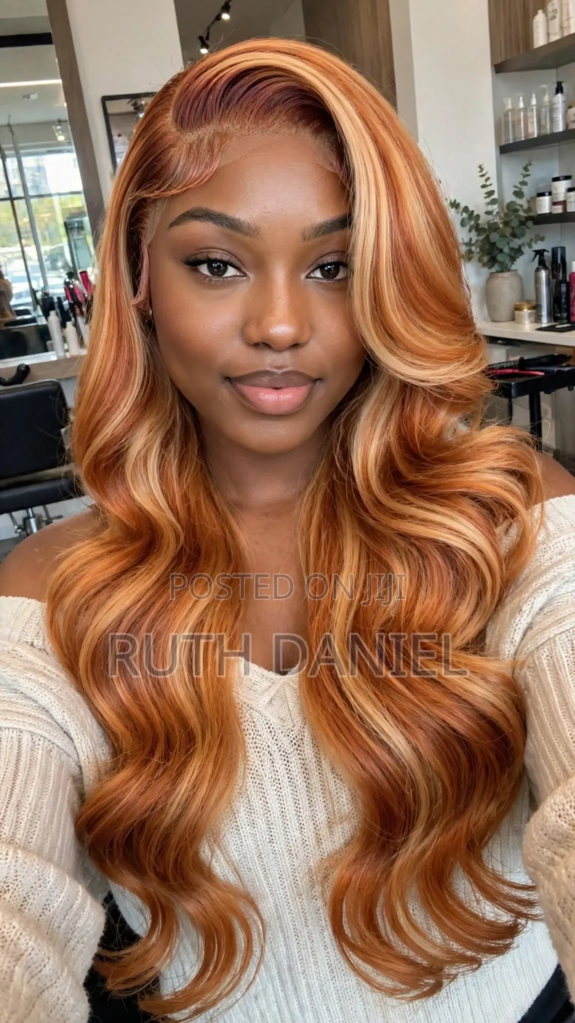Luxury Curly Wig Human Hair Blend With Free Delivery in Ogun State