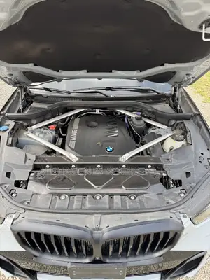 BMW X5 xDrive40i Sports Activity Vehicle 2025 Gray