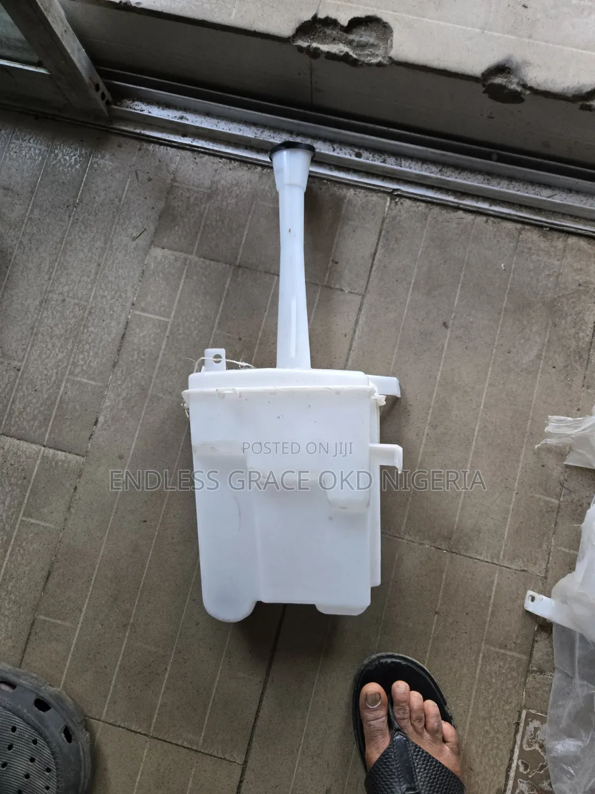 Water Can Corolla 208/2012 Available