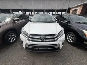 Toyota Highlander Limited Platinum 4x4 V6 (3.5L 6cyl 8A) 2018 White