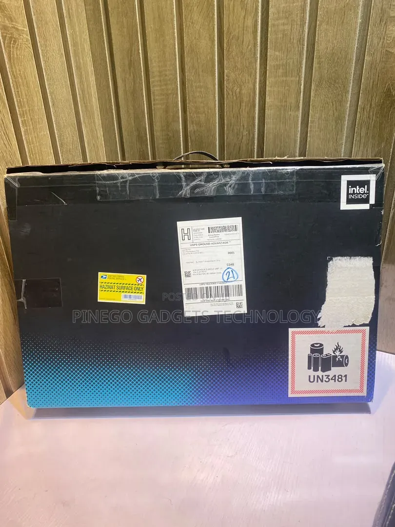 New Laptop Alienware 18 Area-51 32GB Intel Core Ultra 9 SSD 2T