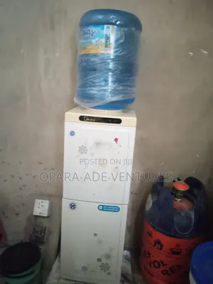 Clean Water Dispenser