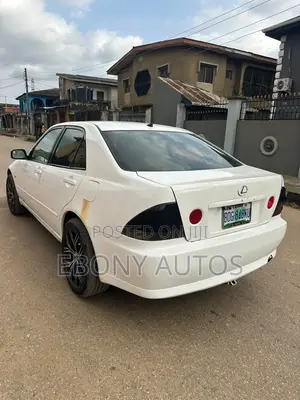 Lexus IS 2001 White