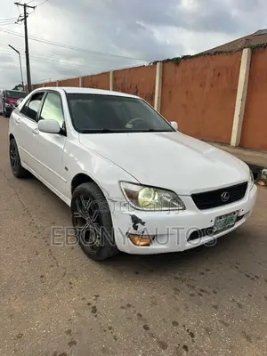 Lexus IS 2001 White