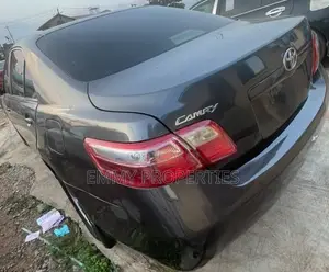 Toyota Camry LE 4dr Sedan (2.4L 4cyl 5A) 2008 Gray