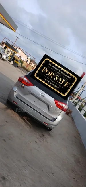 Toyota Sienna 2018 Gray