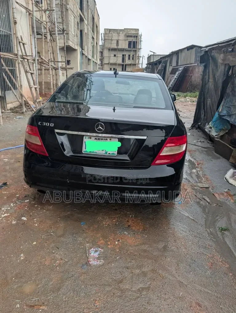 Mercedes-Benz C250 2009 Black