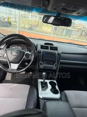 Toyota Camry 2013 Silver