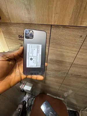 Apple iPhone 11 Pro Max 64 GB Black