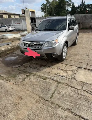 Subaru Forester 2.5X Limited 2011 Silver