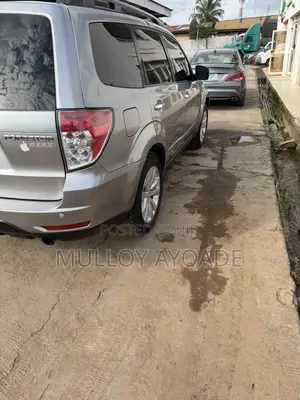 Subaru Forester 2.5X Limited 2011 Silver
