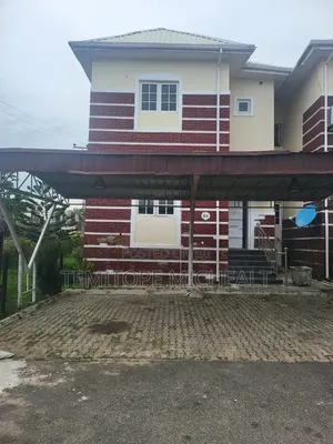 3bdrm Duplex in Amina Court, Zone B for rent