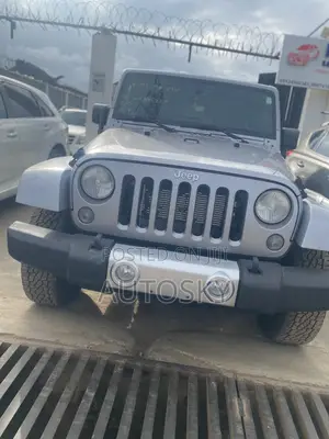 Jeep Wrangler Rubicon Hard Rock 2dr SUV 4WD (3.6L 6cyl 6M) 2015 Silver