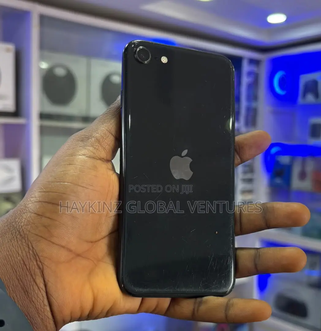 Apple iPhone SE 64 GB Black