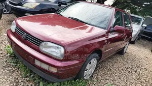 Volkswagen Golf 2003 Red