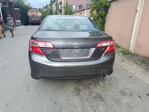 Toyota Camry 2015 Gray