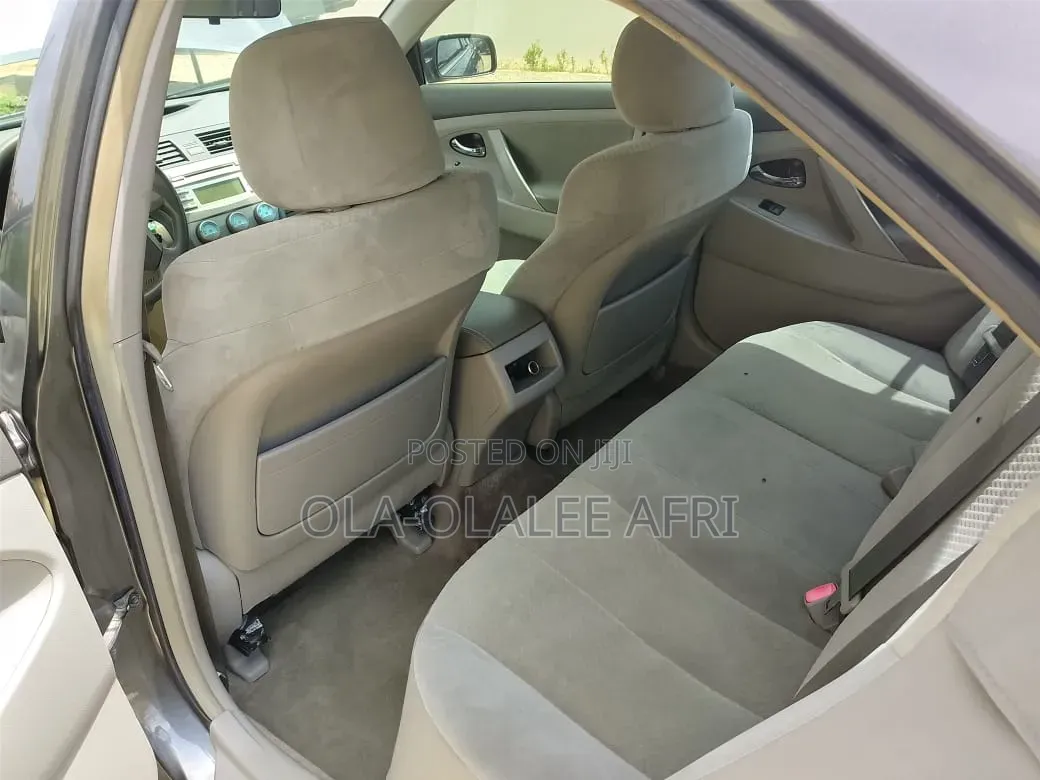 Toyota Camry 2.4 SE 2008 Gray