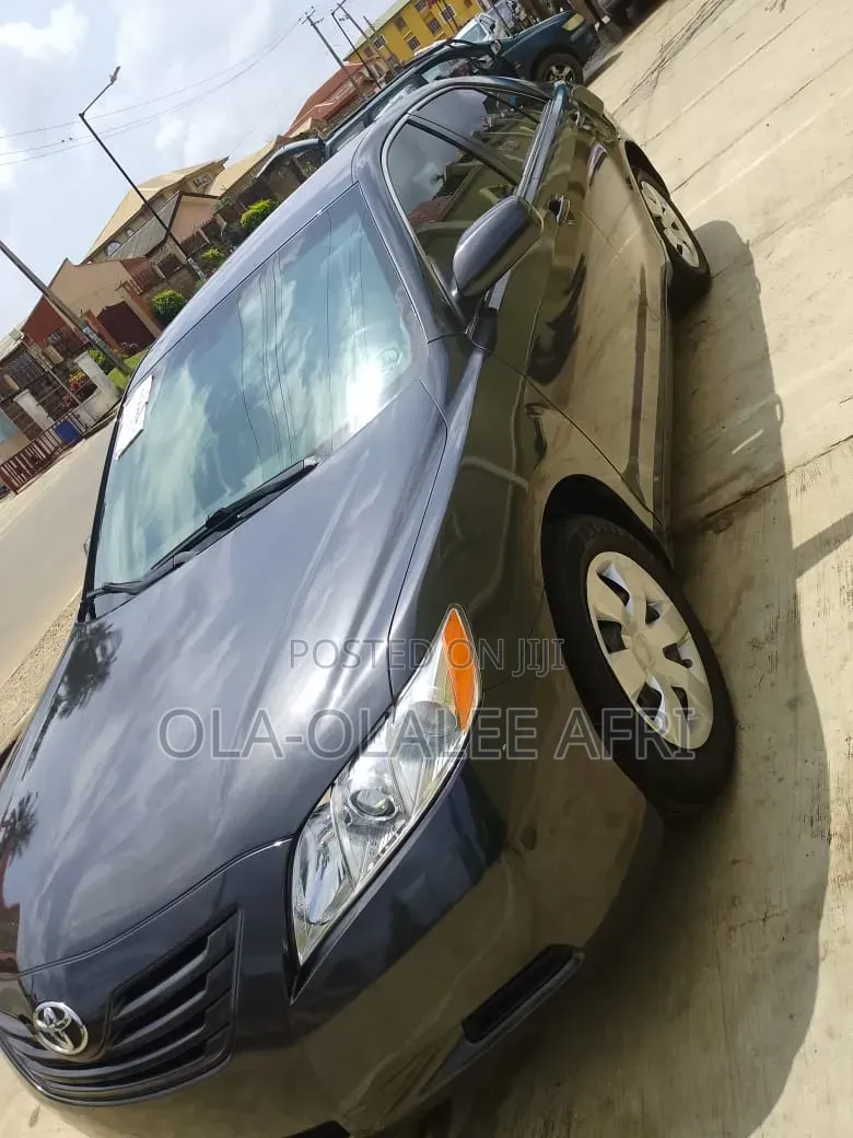 Toyota Camry 2.4 SE 2008 Gray