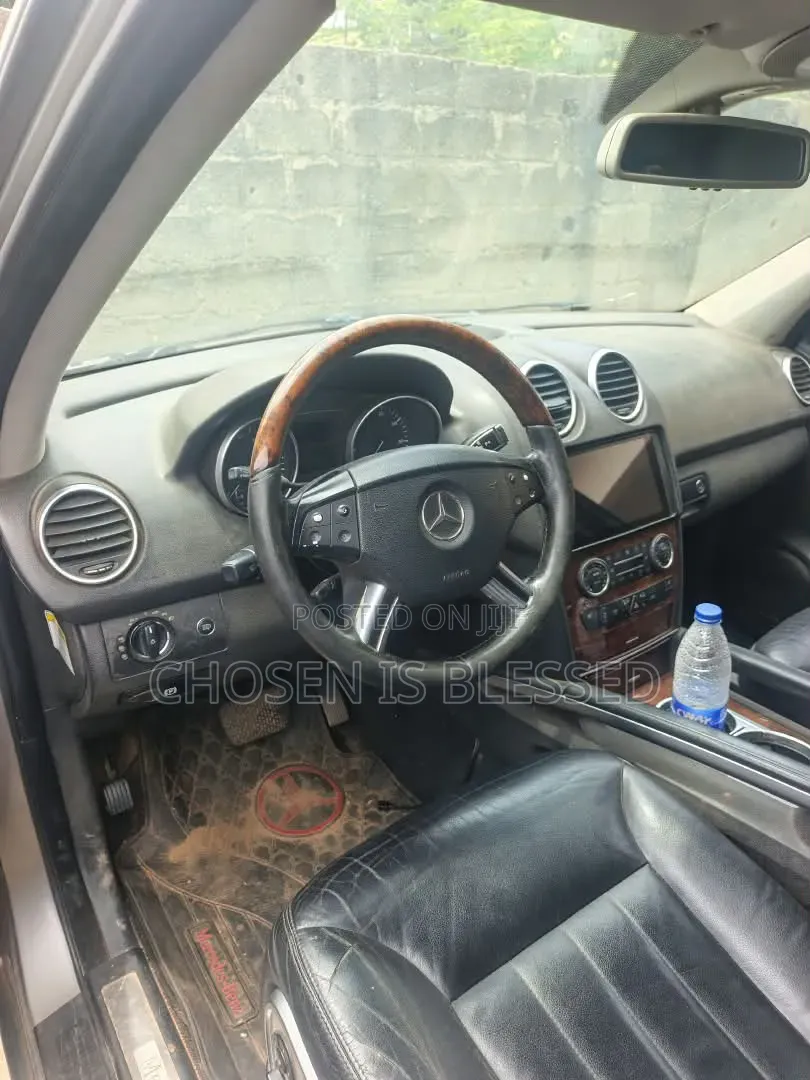 Mercedes-Benz M Class 2006 Gray