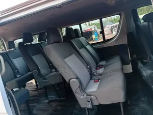 Toyota HiAce 2012 White