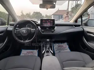 Toyota Corolla 2020 Red