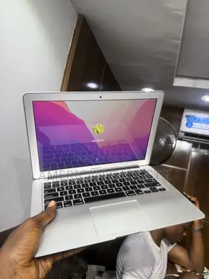 Laptop Apple MacBook Air 2016 8GB Intel Core 5 SSD 128GB
