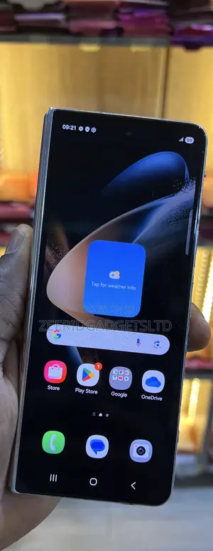 Samsung Galaxy Z Fold4 256 GB Gold