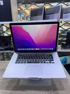 Laptop Apple MacBook Pro 2015 16GB Intel Core i7 SSD 512GB