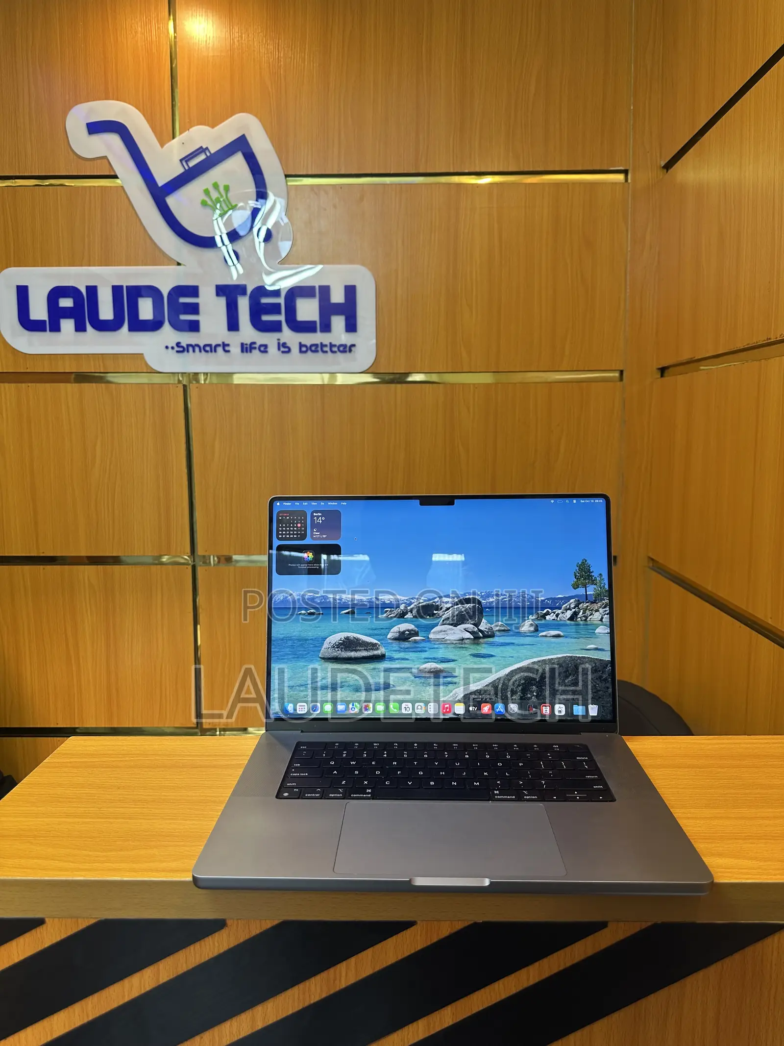 Laptop Apple MacBook Pro 2021 M1 32GB Apple M1 Pro SSD 512GB