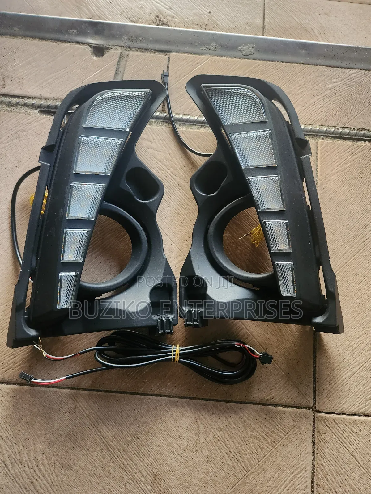 LED Foglight Cover Highlander 018
