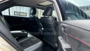 Toyota Camry 2015 Gold
