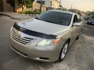 Toyota Camry 2.4 LE 2008 Gold